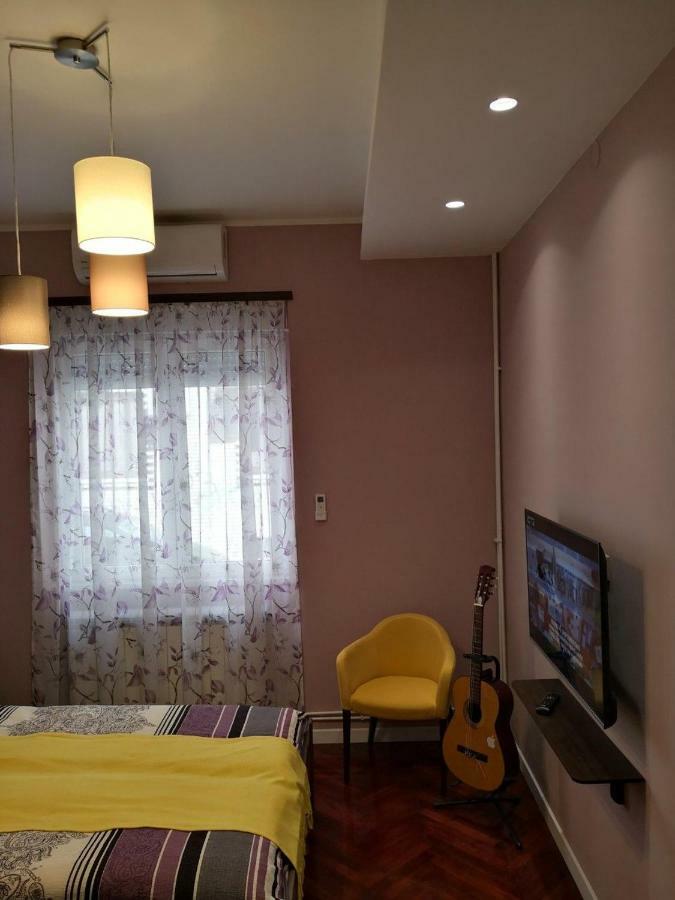 Romance Beograd Bagian luar foto